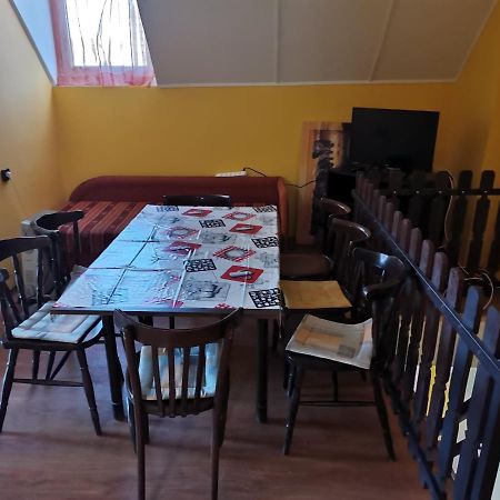 Roland Apartman Lägenhet Balatonlelle Exteriör bild