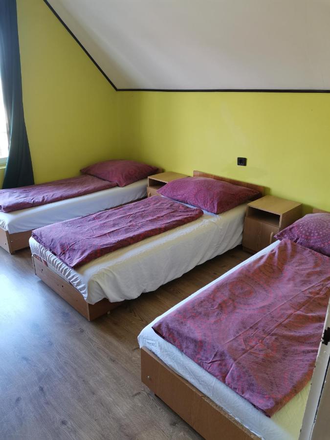 Roland Apartman Lägenhet Balatonlelle Exteriör bild