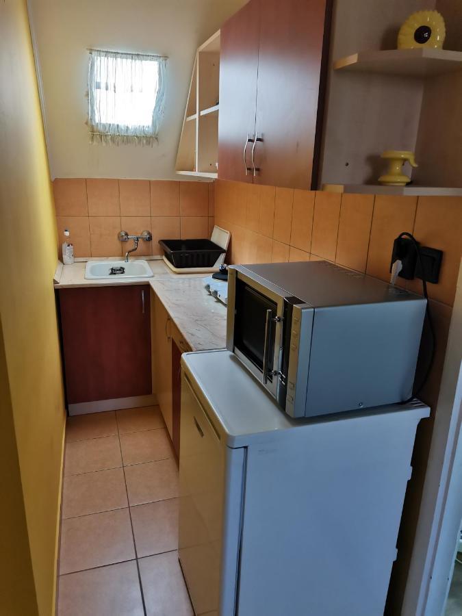 Roland Apartman Lägenhet Balatonlelle Exteriör bild
