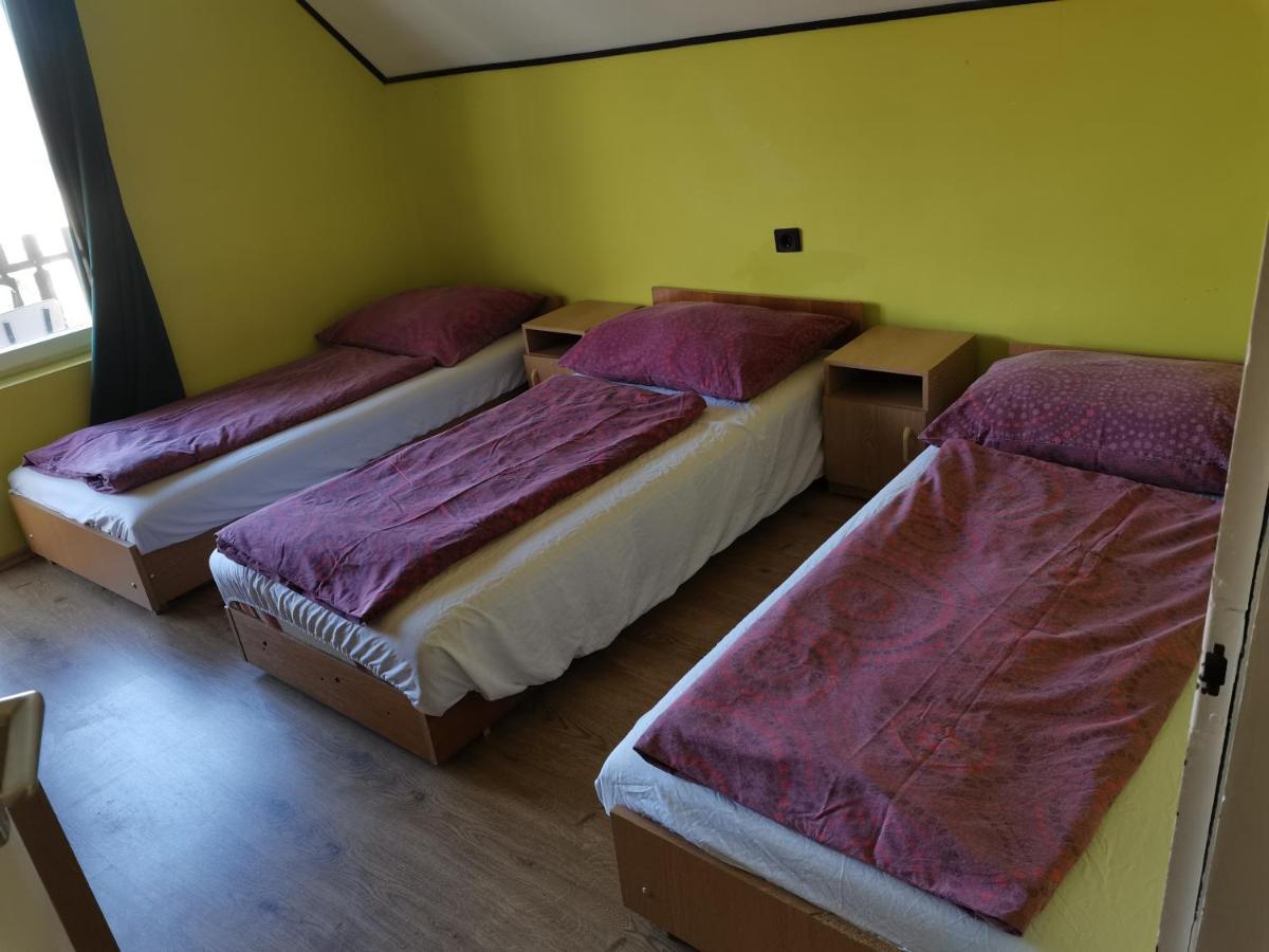 Roland Apartman Lägenhet Balatonlelle Exteriör bild